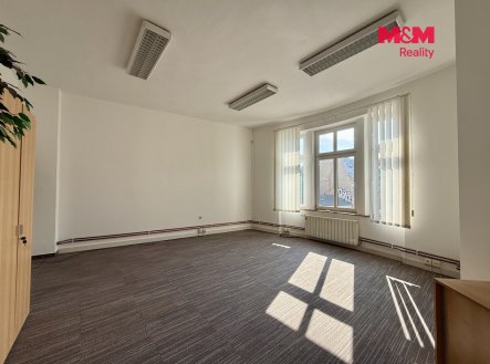 Pronájem kanceláře, 70 m²