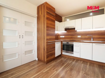 Pronájem bytu, 3+1, 70 m²