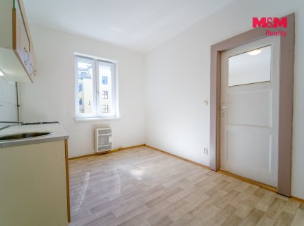 Pronájem bytu, 1+1, 37 m²