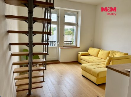 Pronájem bytu, 1+kk, 31 m²