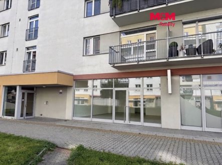 Pronájem obchodní prostory, 131 m² obrázek