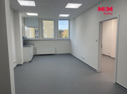 Pronájem obchodní prostory, 48 m²