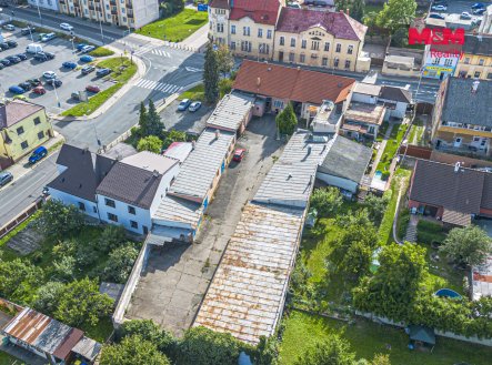 Pronájem obchodní prostory, 890 m²