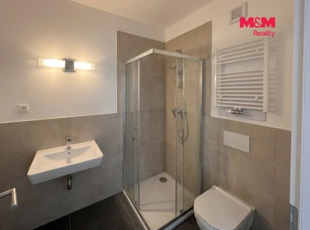 Pronájem bytu, 1+kk, 27 m²