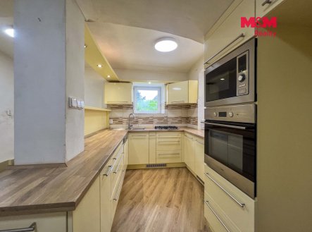 Kuchyně | Prodej - dům/vila, 226 m²