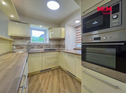 Kuchyně | Prodej - dům/vila, 226 m²