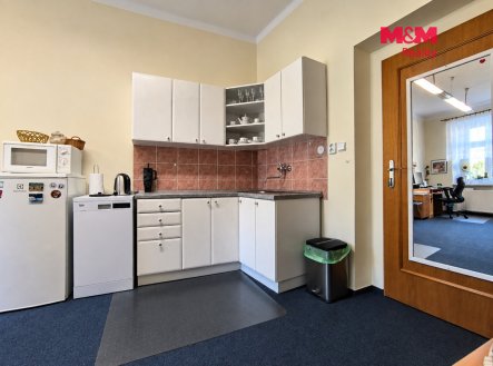 Pronájem kanceláře, 85 m²