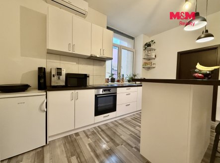 Pronájem bytu, 1+kk, 44 m²