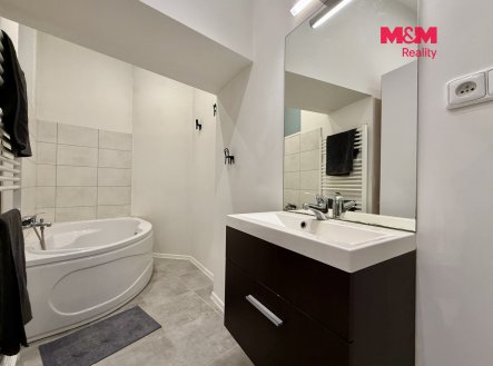 Pronájem bytu, 1+kk, 44 m²