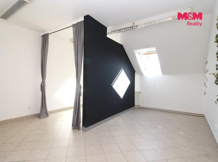 Pronájem obchodní prostory, 24 m²