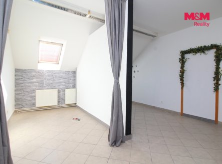 Pronájem obchodní prostory, 24 m²