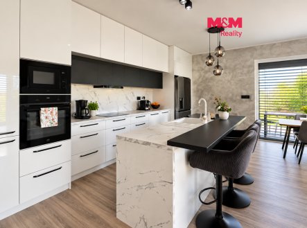Pronájem bytu, 4+kk, 100 m²