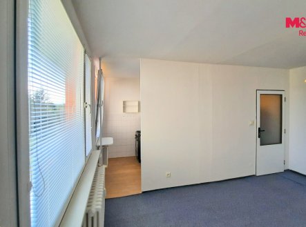 Pronájem bytu, 1+kk, 27 m²