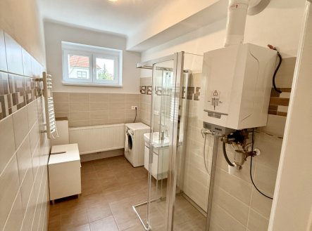 Pronájem bytu, 2+1, 82 m²