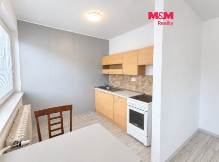 Pronájem bytu, 1+kk, 32 m²