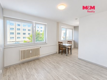 Pronájem bytu, 1+kk, 32 m²