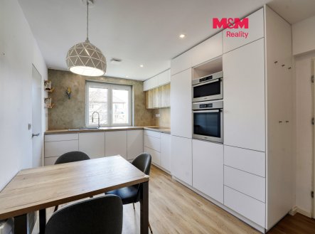 Pronájem bytu, 3+kk, 66 m²