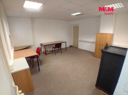 Pronájem obchodní prostory, 108 m²