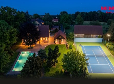 Prodej domu/vily, 300 m²