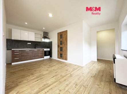 Pronájem bytu, 1+kk, 32 m²