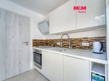 Pronájem bytu, 3+kk, 64 m²