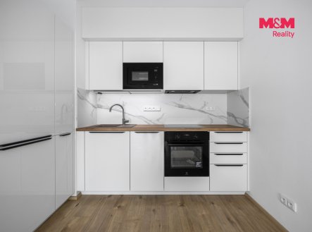 Pronájem bytu, 2+kk, 66 m²