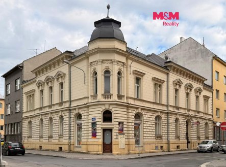 Pronájem kanceláře, 84 m²