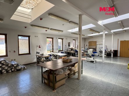 Prodej výrobní prostory, 416 m²
