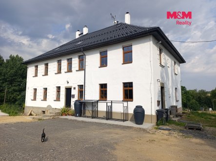 Pronájem skladu, 352 m²