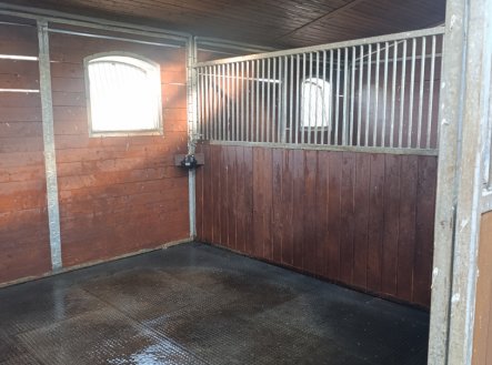Pronájem skladu, 352 m²