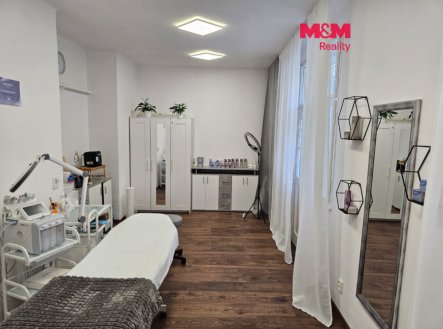 Pronájem obchodní prostory, 35 m²