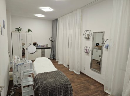 Pronájem obchodní prostory, 35 m²
