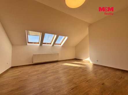 Pronájem bytu, 3+kk, 75 m²