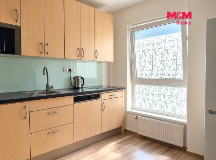 Pronájem bytu, 3+kk, 84 m²