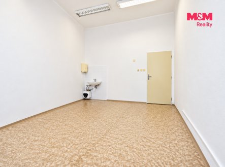 Pronájem obchodní prostory, 18 m²