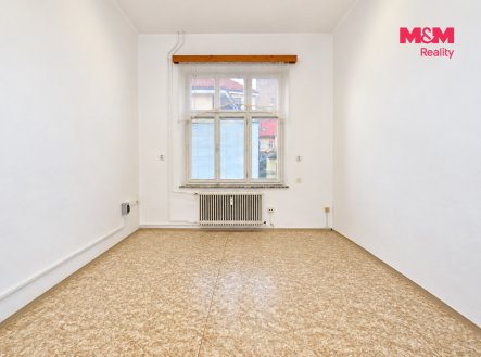 Pronájem obchodní prostory, 18 m²