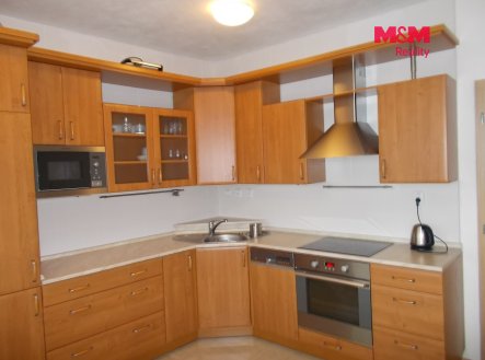 Pronájem bytu, 4+kk, 90 m²