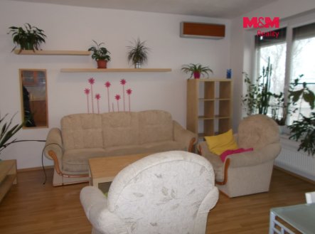 Pronájem bytu, 4+kk, 90 m²