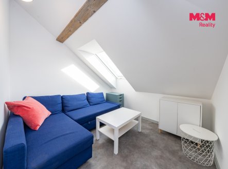 Pronájem bytu, 2+1, 43 m²