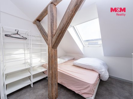 Pronájem bytu, 2+1, 43 m²