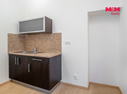 Pronájem kanceláře, 104 m²