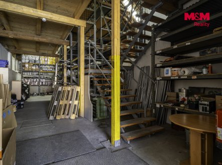 Prodej obchodní prostory, 380 m²
