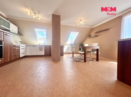Pronájem domu/vily, 200 m²