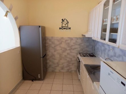 Pronájem bytu, 1+1, 60 m²