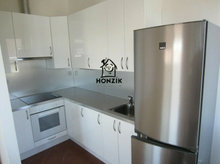 Pronájem bytu, 1+kk, 37 m²