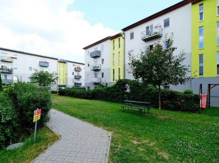 Pronájem bytu, 1+kk, 32 m²