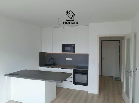 Pronájem bytu, 2+kk, 42 m²