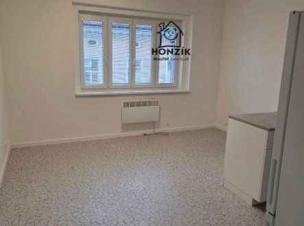 Pronájem bytu, 2+kk, 40 m²