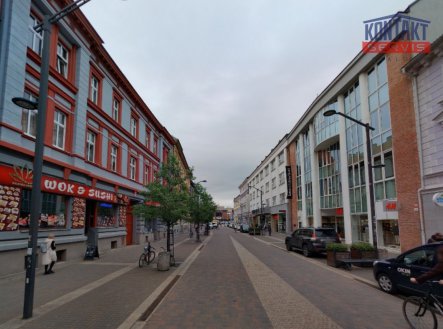 Pronájem obchodní prostory, 212 m² obrázek