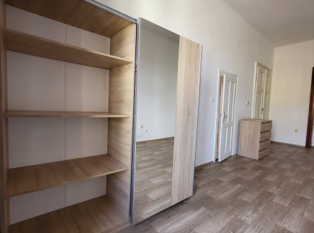 Pronájem bytu, 1+1, 53 m²